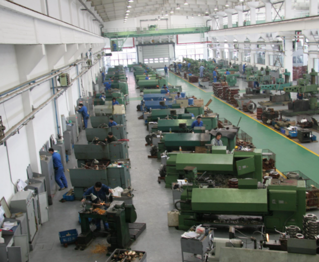 機械廠上班衣服的油污怎么洗